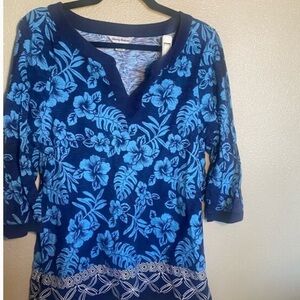 Tommy Bahama floral 3/4 sleeve top size large